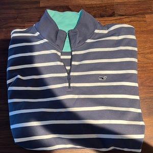 Vineyard Vines Grey/White Stripes 1/4 Zip Mens Large